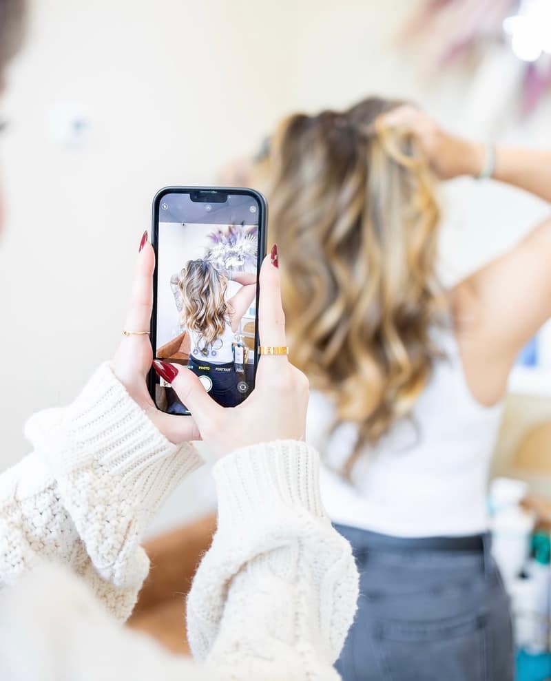 Behind the scenes: photographing a finished blonde balayage